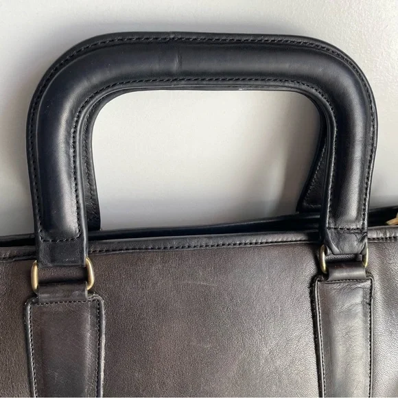 Vintage Coach NYC Lobster Art Slim Leather satchel Handbag 1970’s - Picture 10 of 16